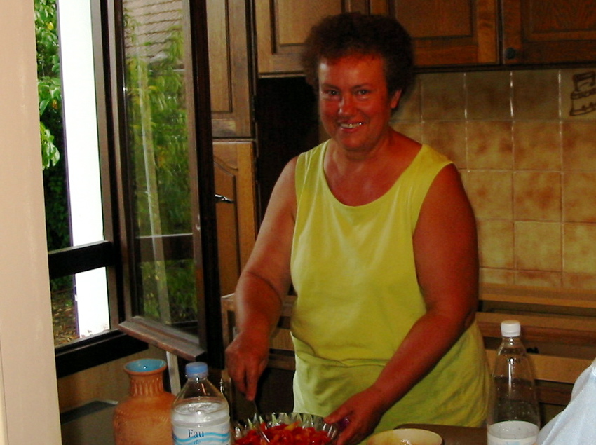 Nicole dans sa cuisine