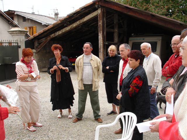 on aperçoit au milieu, Doïna Burlat.