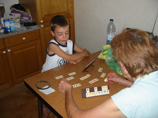 Dominos avec Maryse.