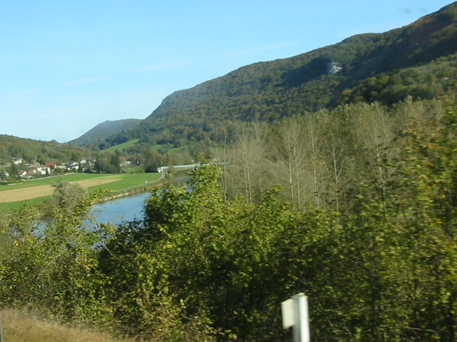 Bords du Doubs depuis le train. - 12