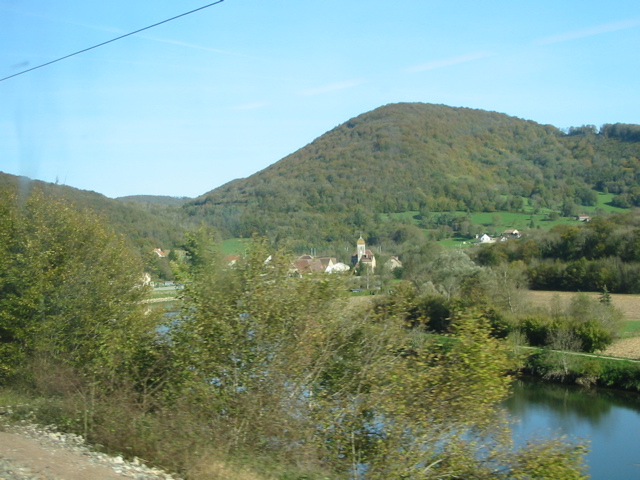 Bords du Doubs depuis le train. - 23