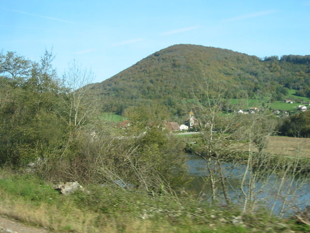 Bords du Doubs depuis le train. - 24