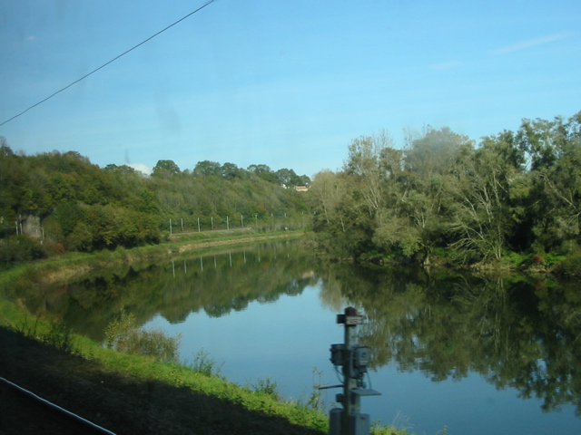 Bords du Doubs depuis le train. - 37